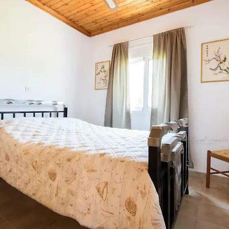 Lothiko House With Big Yard Karpathos Town (Pigadia)